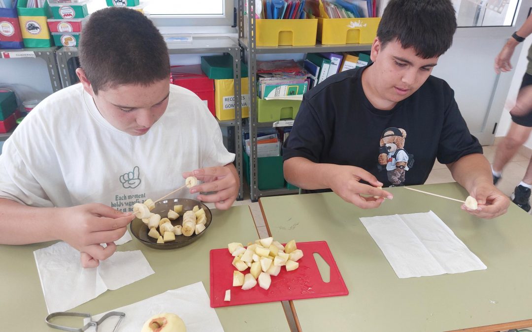 Ricos pinchos de fruta