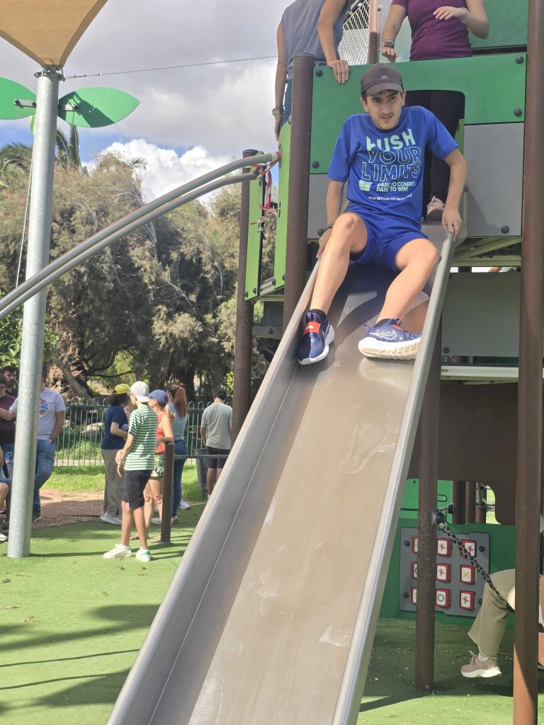 20251030_104328-768x1024