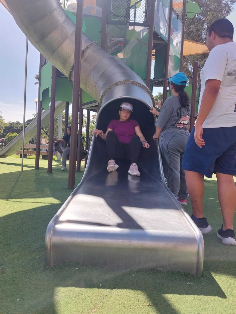 20251030_112756-768x1024