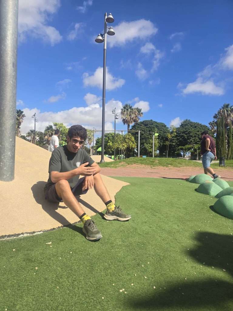 20251030_114036-768x1024