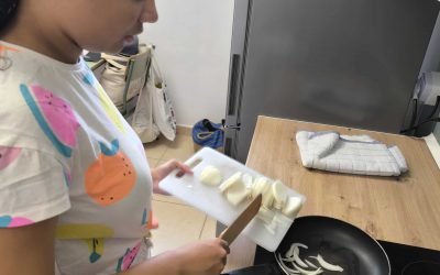 Sándwich de atún y cebolla en el Taller de Cocina