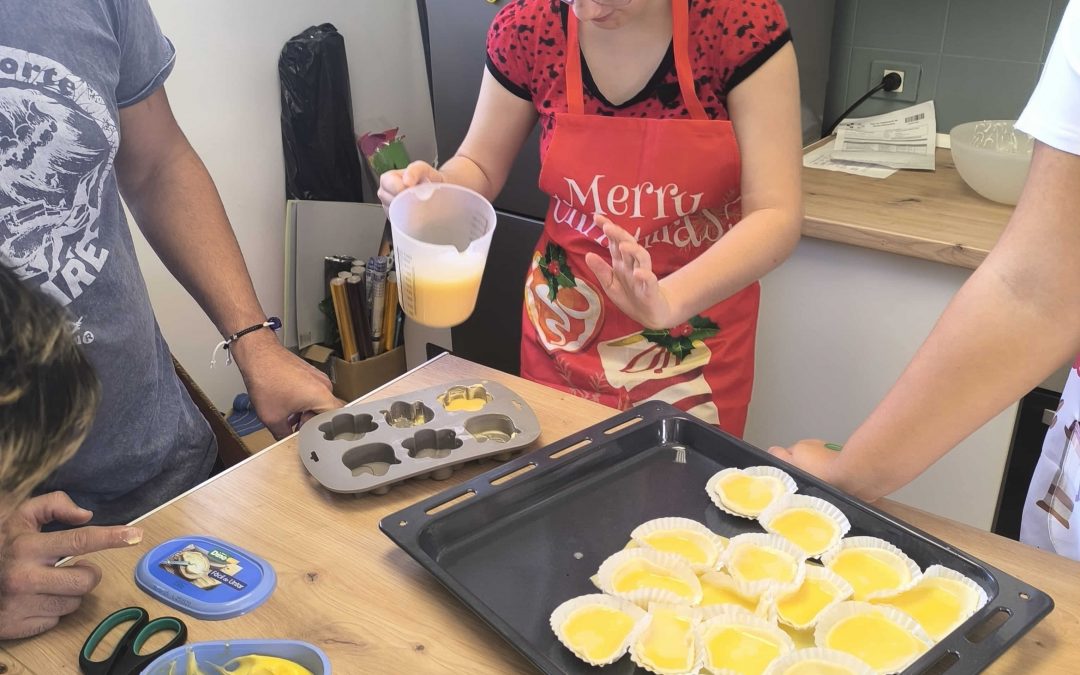 Pastel de nata en cocina