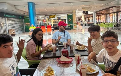 Desayuno en el C.C. Arenas